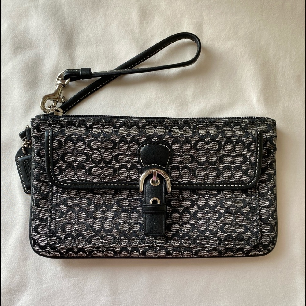 Black Coach Wristlet Purse
